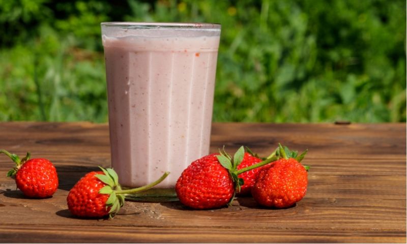 How to grow your own strawberry smoothie