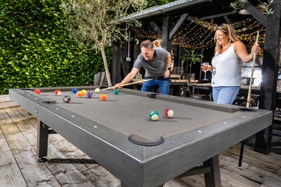 Hartman Crucible Multi Purpose Dining and Gaming Set - image 3