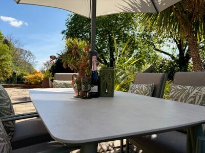 Loom Oasis 6 Seat Dining Set - image 4
