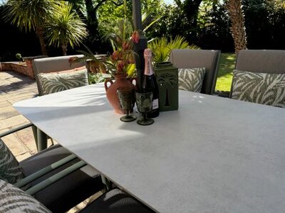 Loom Oasis 6 Seat Dining Set - image 5