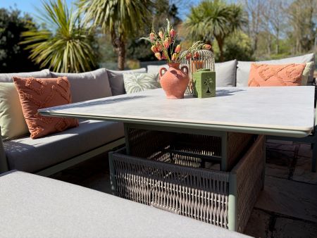 Loom Oasis corner set with adjustable table - image 4