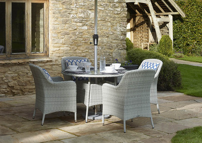 Tetbury 110cm Round Table with 4 Armchairs, Parasol & Base - Cloud