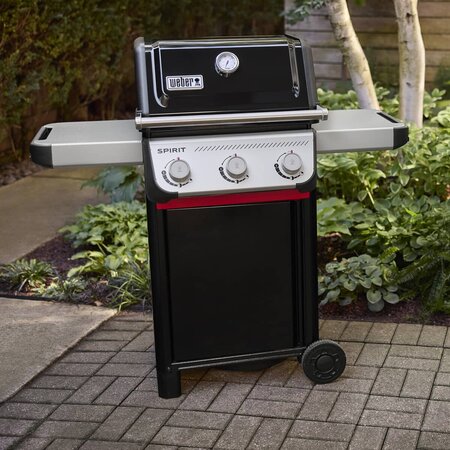 Weber Spirit E-310 Gas BBQ - image 3